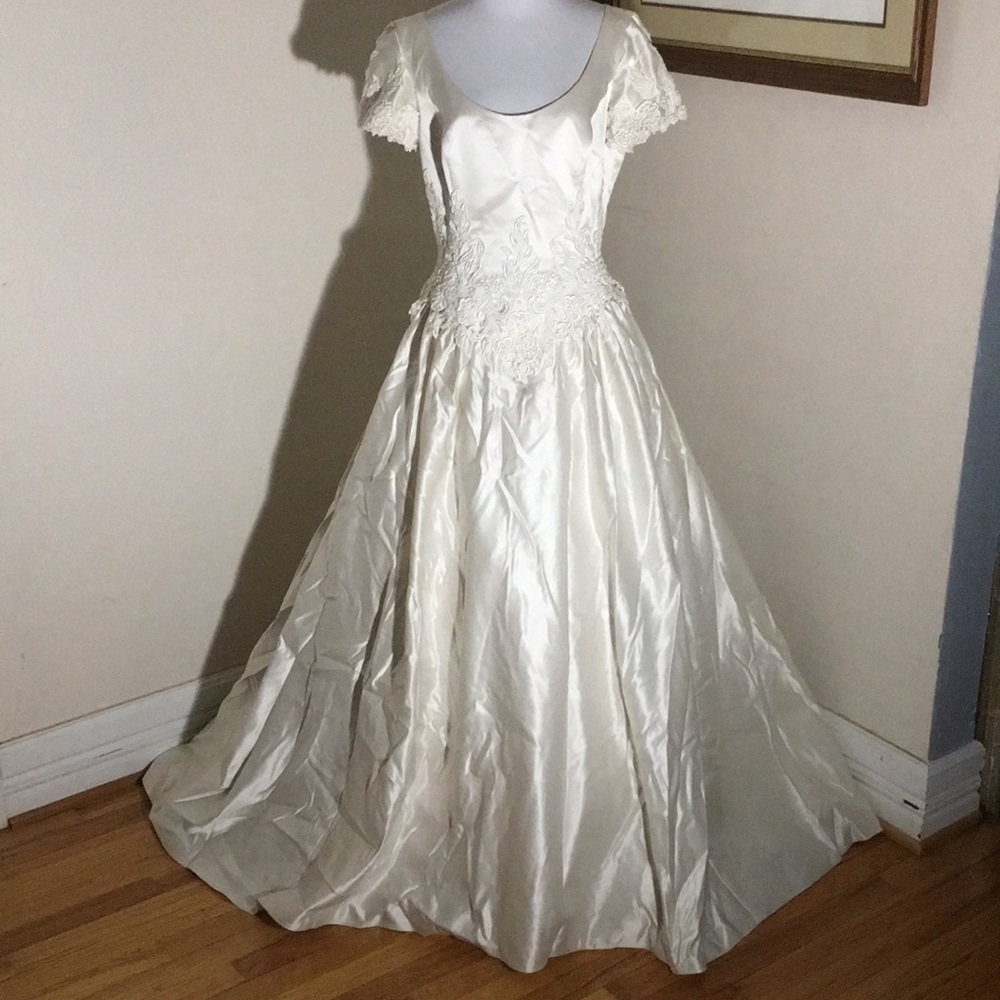 Mon Cheri Wedding Dress